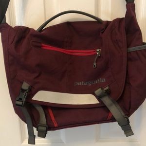 Patagonia mini messenger bag